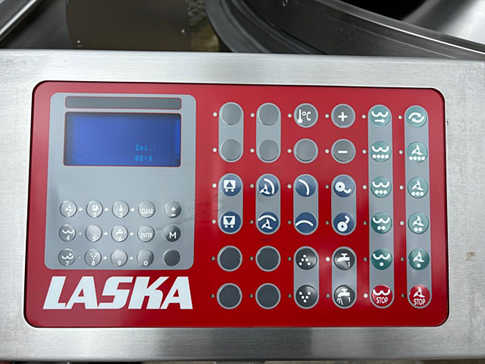 LASKA KU 200 Vacuum with Waterdosing