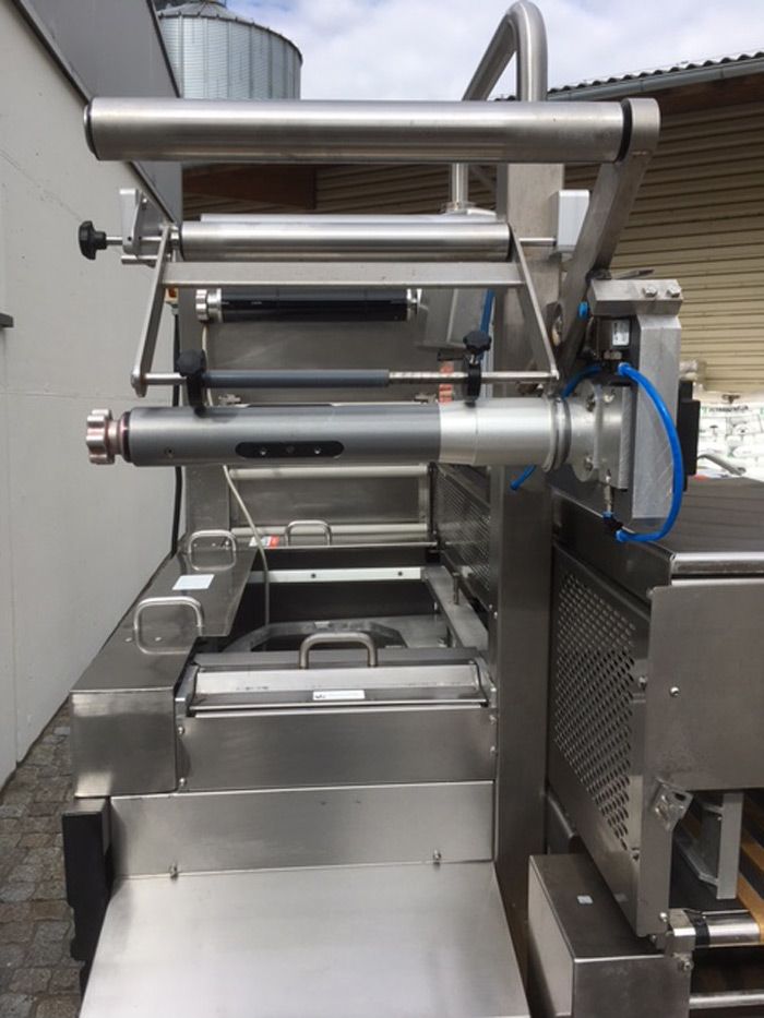 Multivac T 400 Traysealer