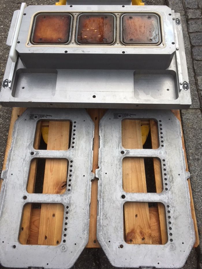 Multivac T 400 Traysealer