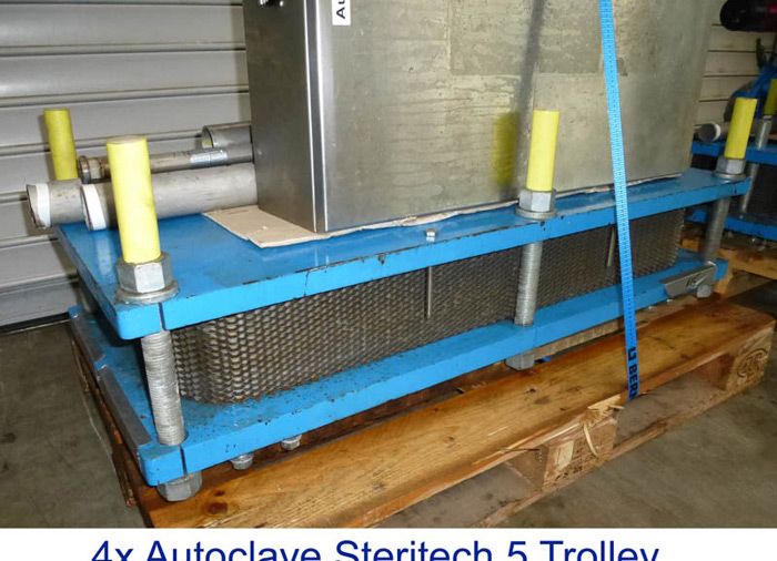 4 Stück Autoclaven STERITECH 