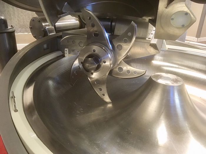 COMMING SOON: Laska KU 330 Vacuum DC Year 2010