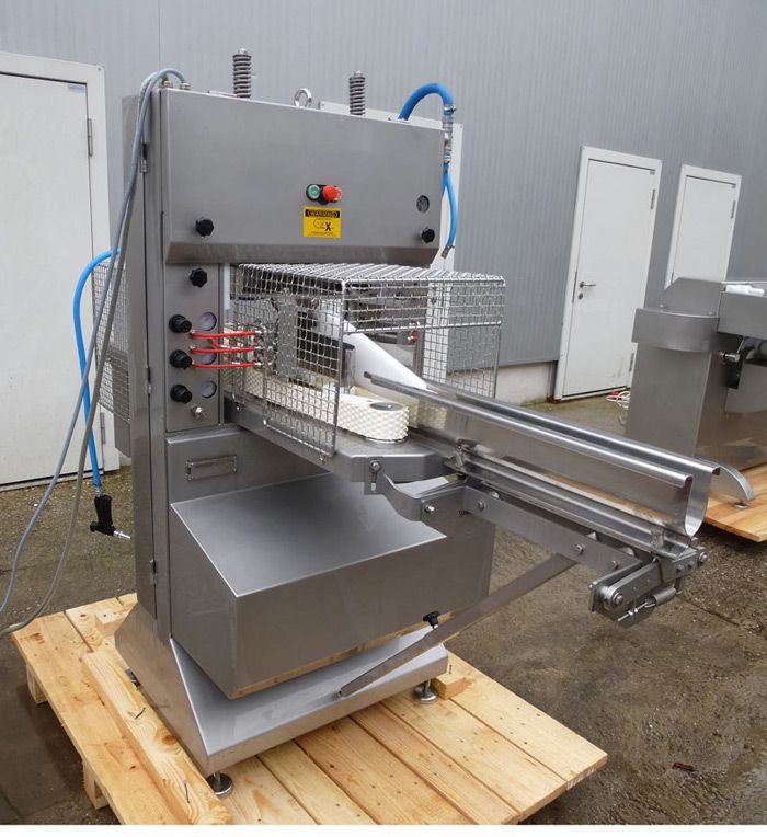 Fishprocessing  Marel Carnitech CT 2611.06, fileting machine
