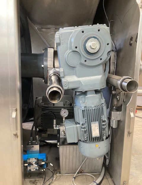 Grinder LASKA WW 160 with Loader