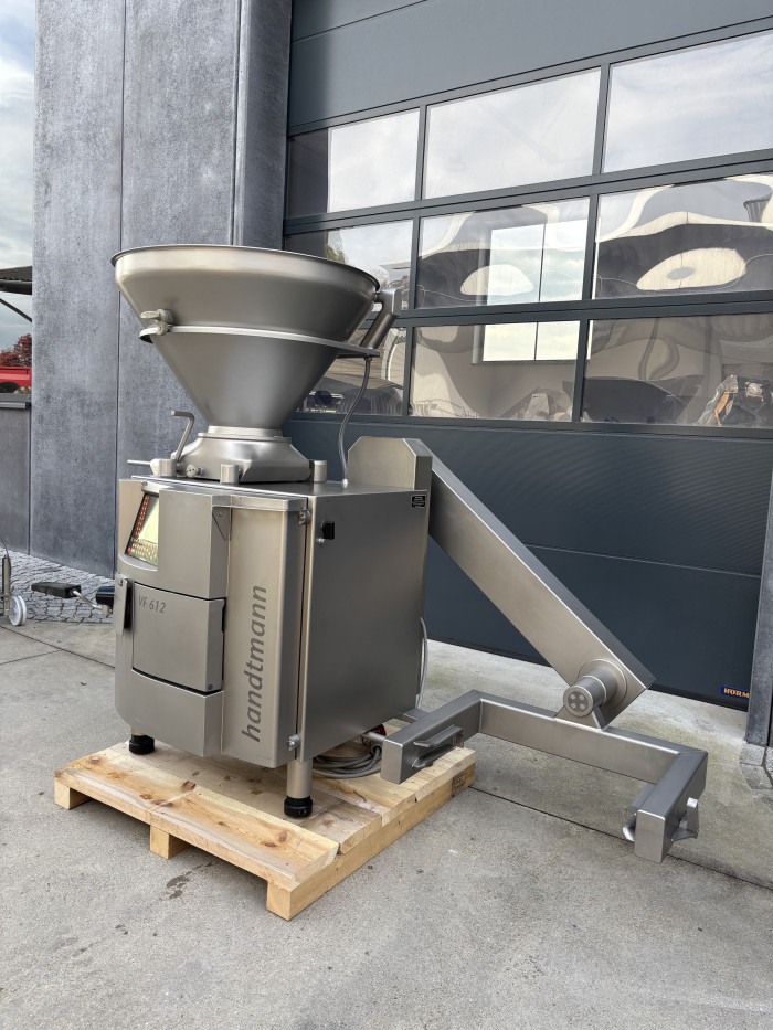Handtmann VF 612 mit Haltevorrichtung