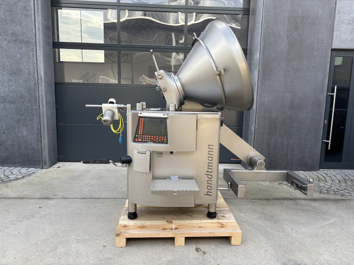 Handtmann VF 612 mit Haltevorrichtung