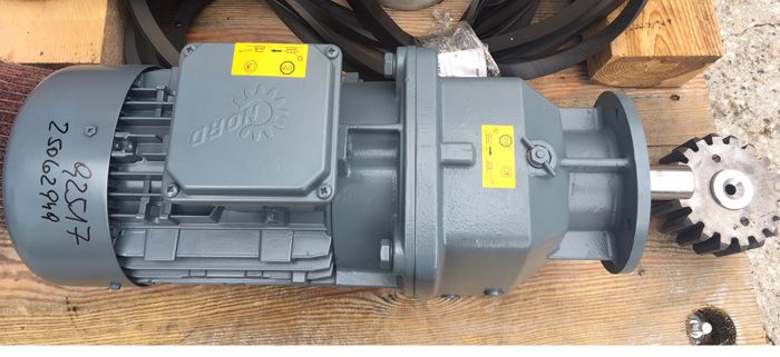 Laska Cutter KU750 Vacuum DC