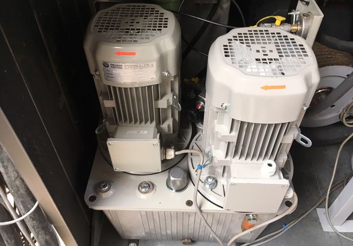 Laska Cutter KU750 Vacuum DC