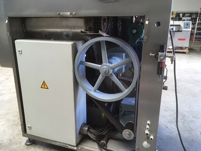 Laska MWM 1330 Grinder Mixer with Cooling Option and 200 Tote Bin Loader