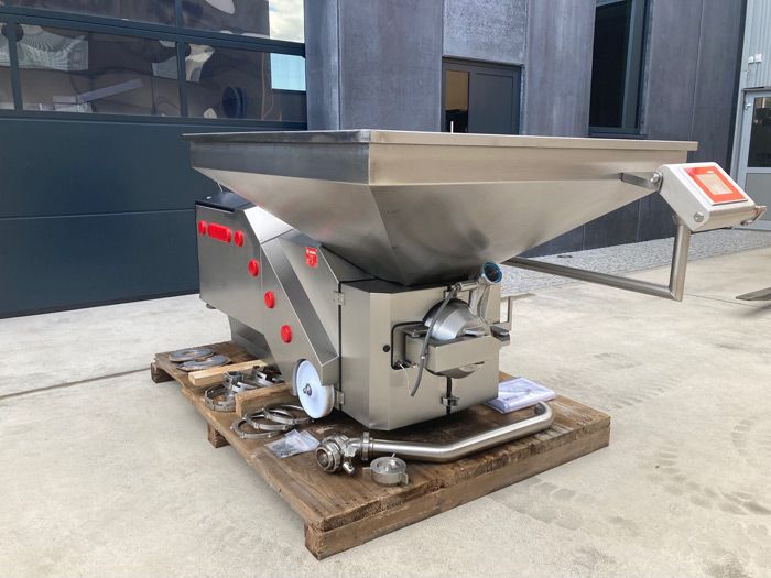 LASKA Nanocut FZ 225