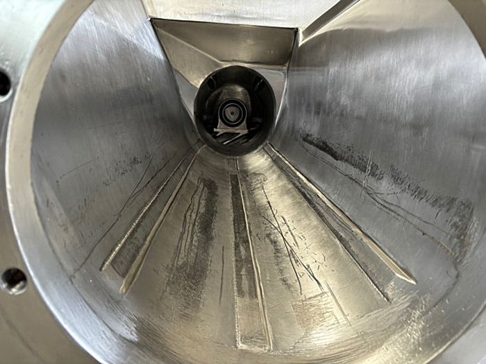 LASKA WWB 200 Frozen Block Grinder with Tote Bin Lifter