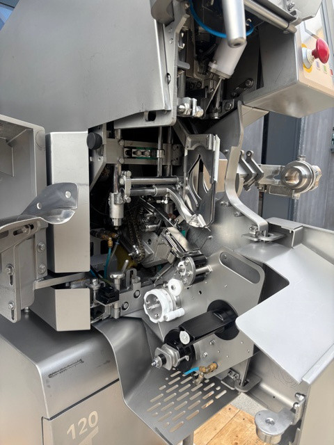 Poly Clip FCA 120