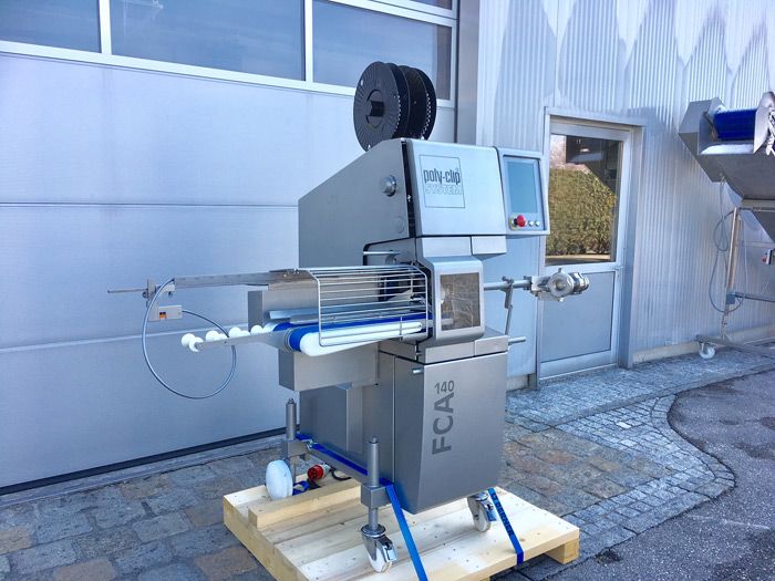 Poly Clip FCA 140