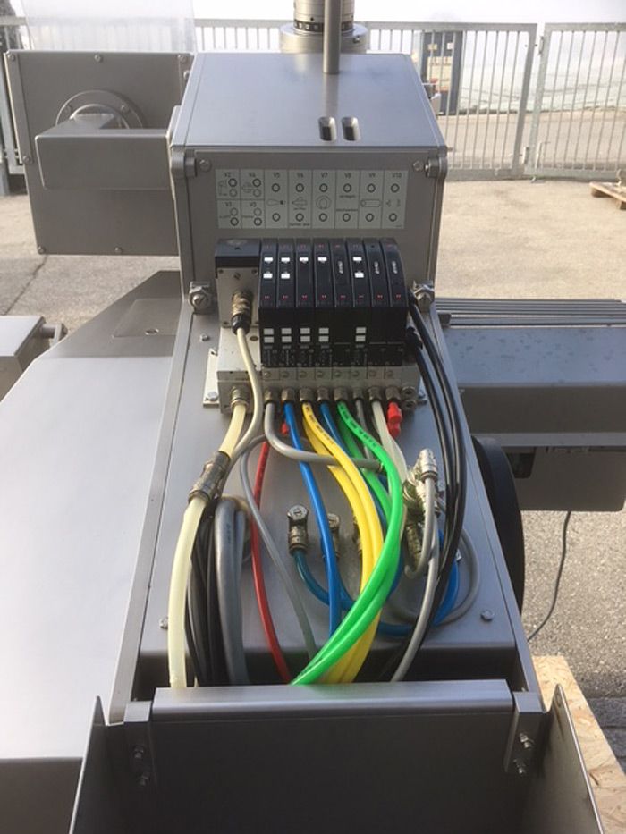 Poly Clip FCA 3430-18