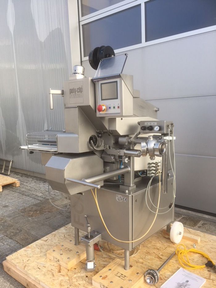 Poly Clip FCA 3430-18