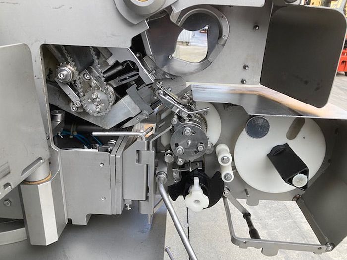 Poly Clip FCA 3430
