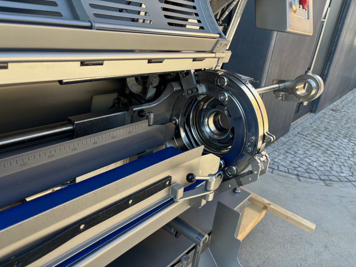 Poly Clip ICA 8700