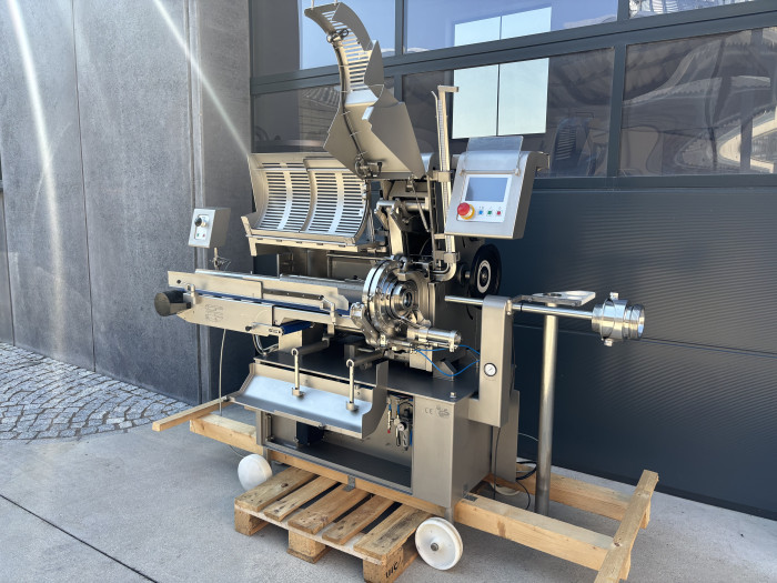 Poly Clip ICA 8700