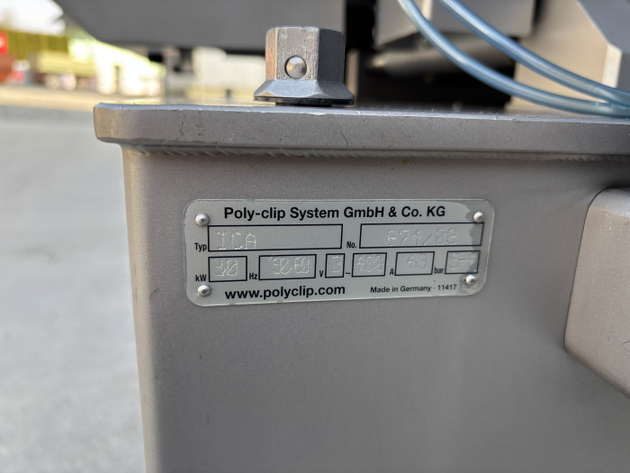 Poly Clip ICA 8700