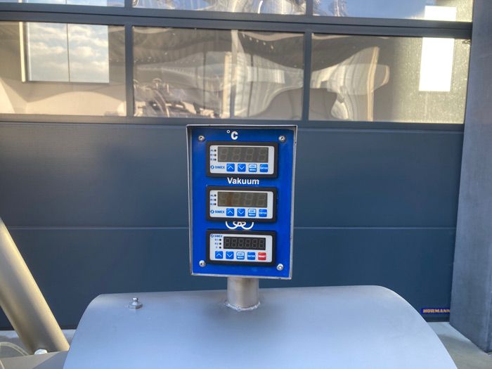 Vacuum Cutter K&G 65 liters