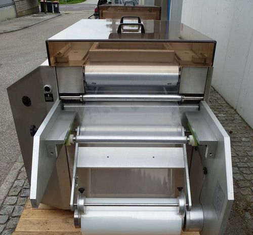 VC999 Thermoformer RS 420