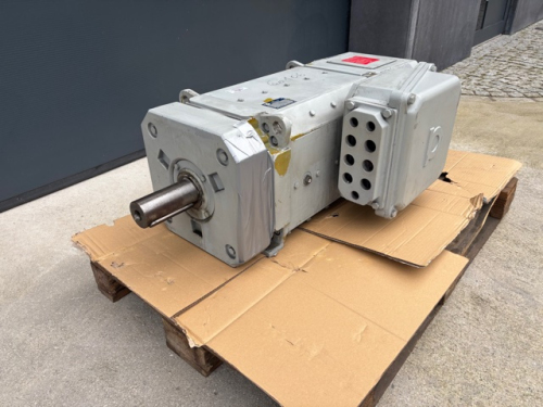 Main Motor Baumüller 142 KW. DC 