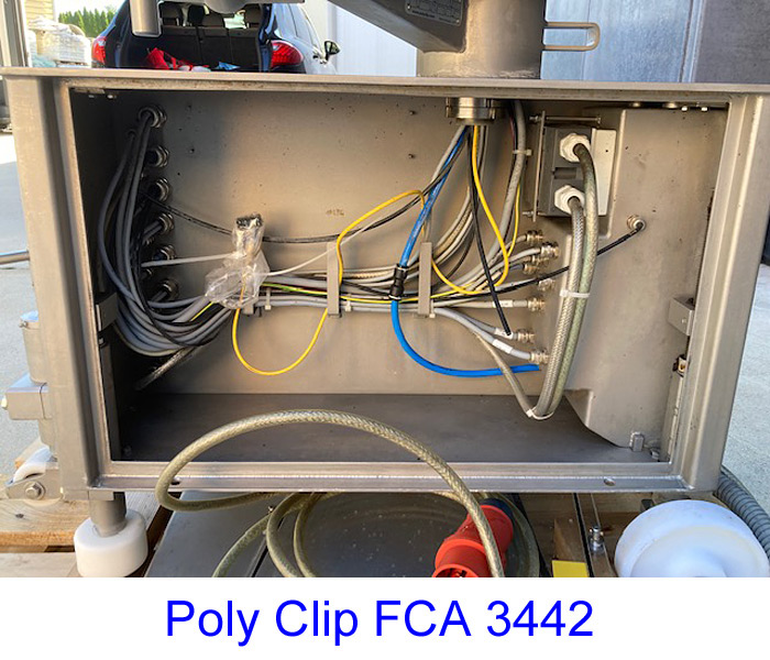 Poly Clip FCA 3442